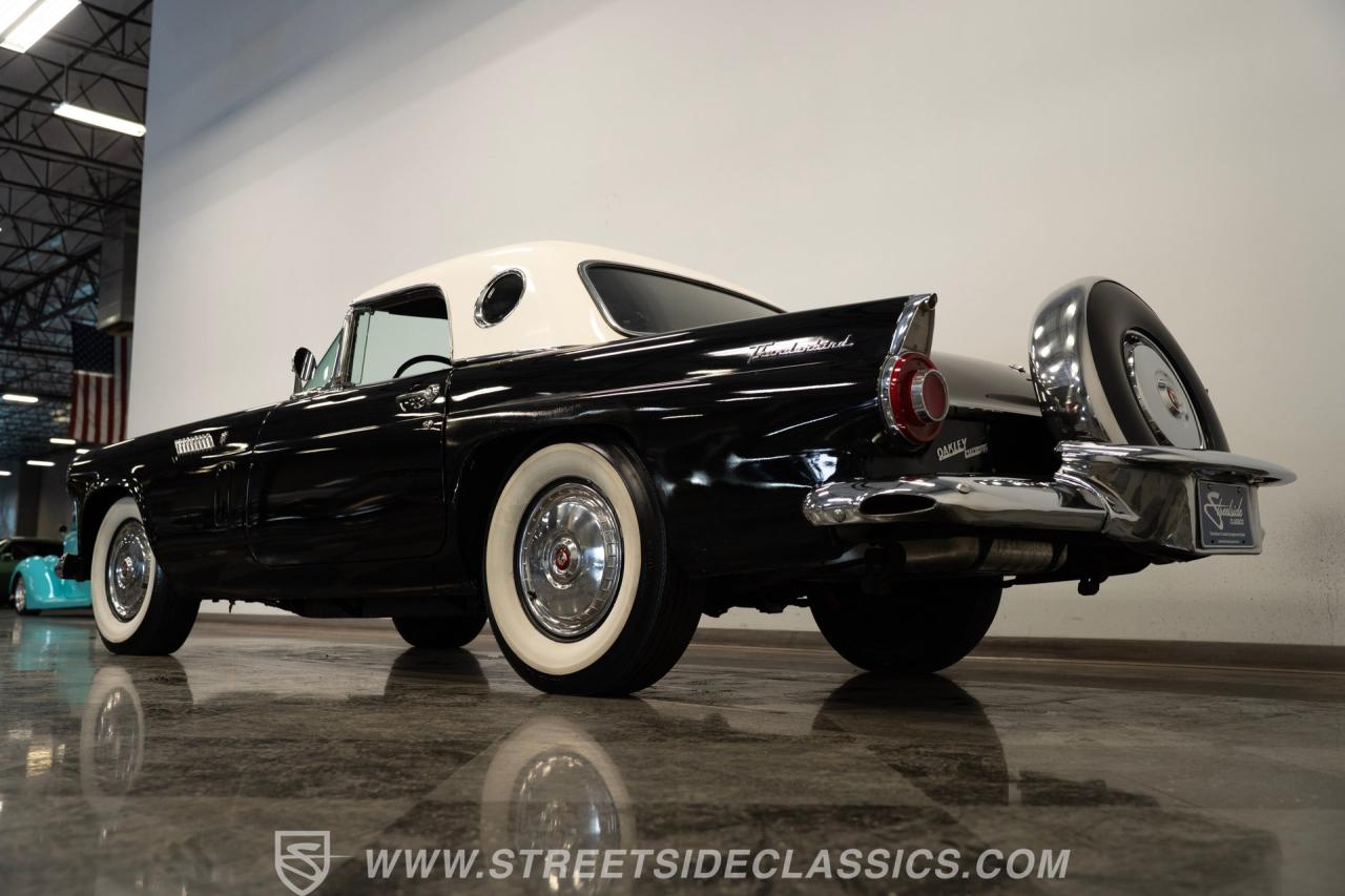1956 Ford Thunderbird