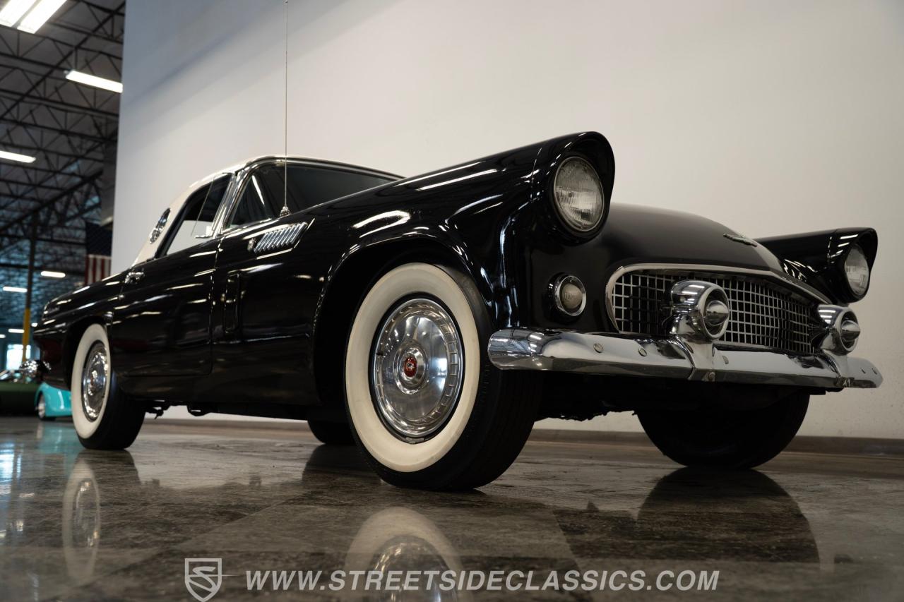 1956 Ford Thunderbird