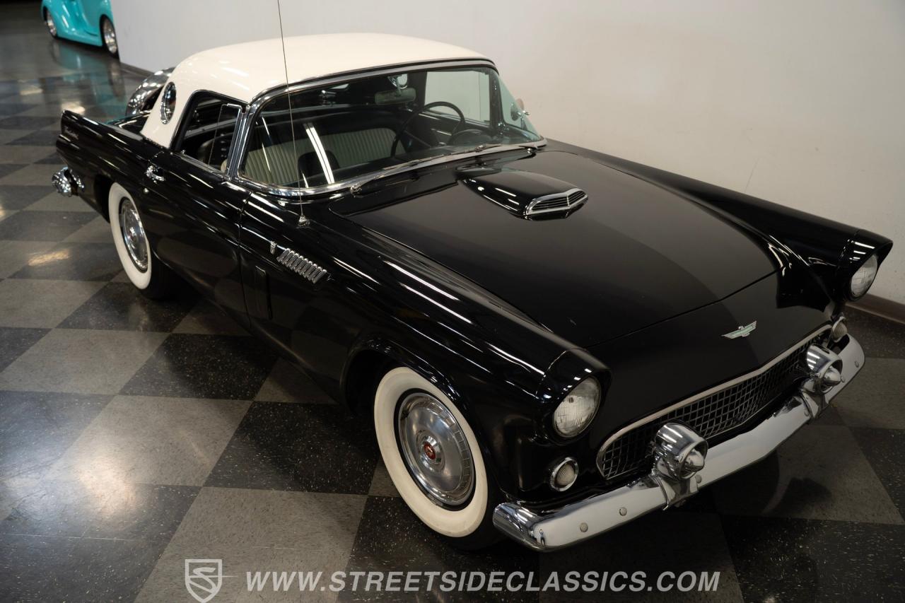 1956 Ford Thunderbird