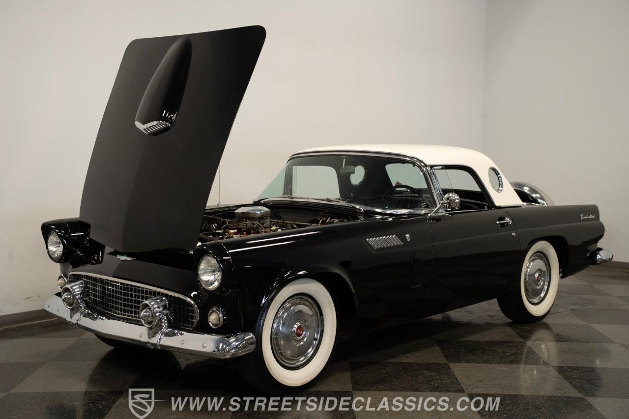 1956 Ford Thunderbird