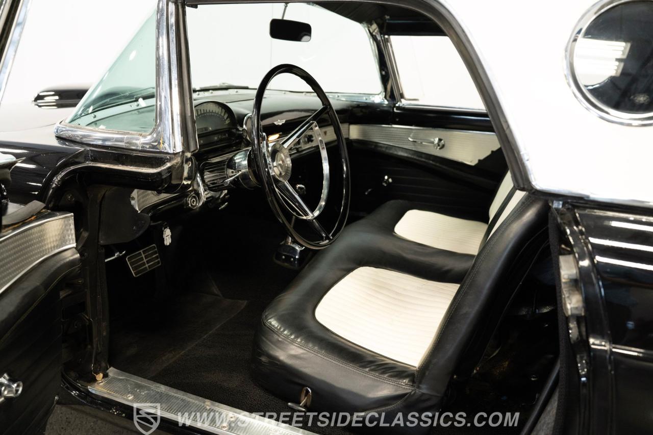 1956 Ford Thunderbird