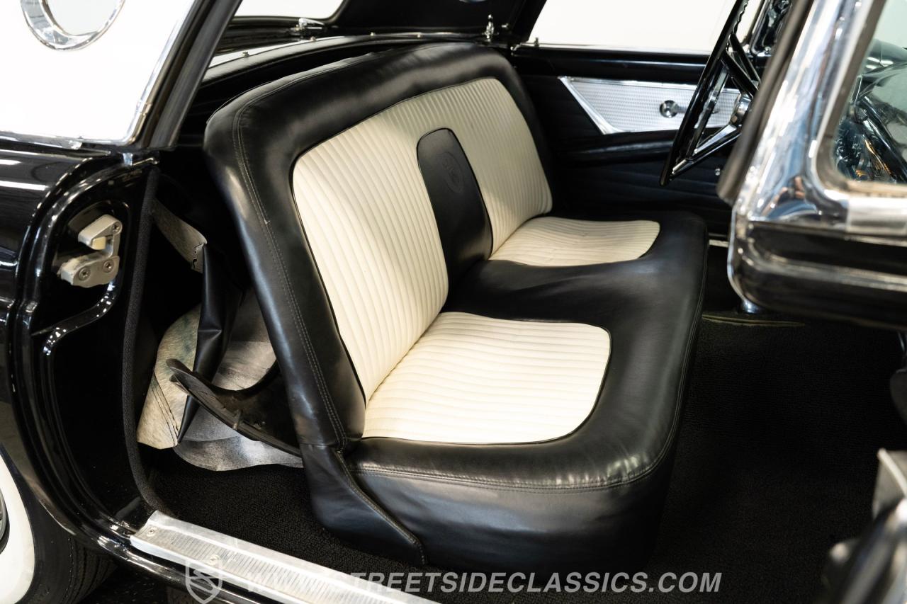 1956 Ford Thunderbird