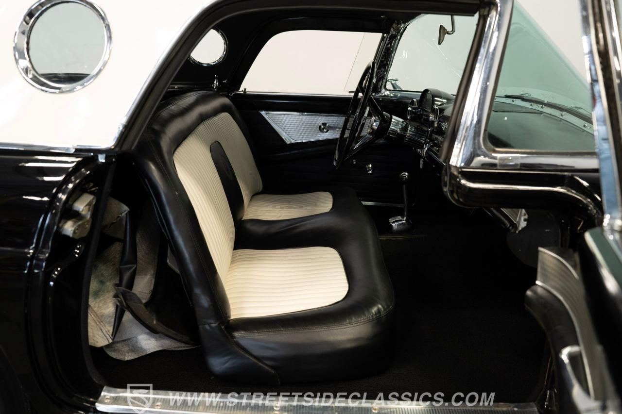 1956 Ford Thunderbird