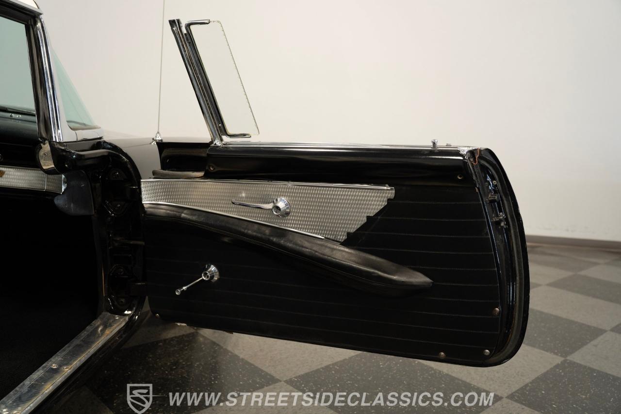 1956 Ford Thunderbird