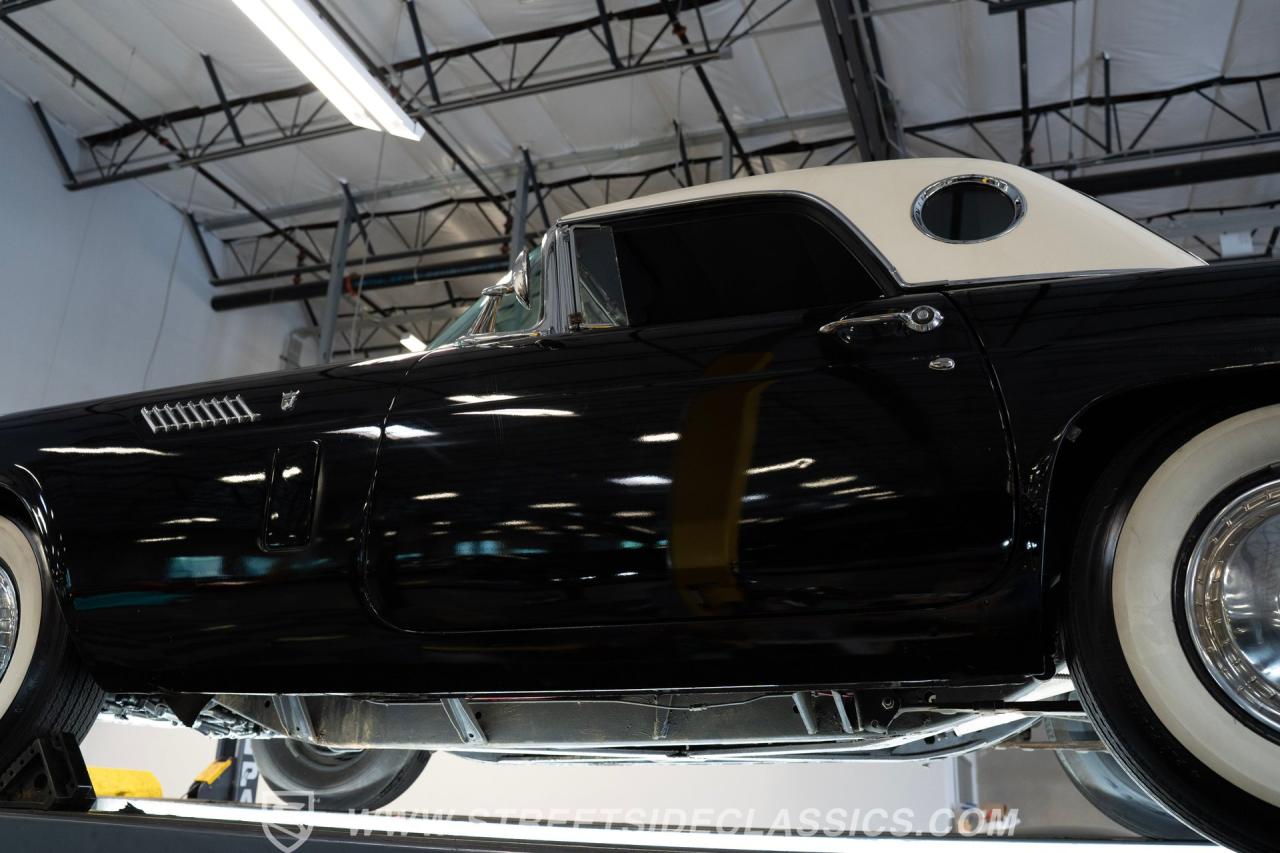 1956 Ford Thunderbird