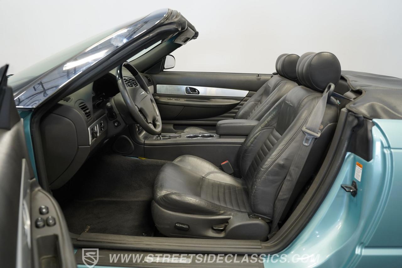 2002 Ford Thunderbird