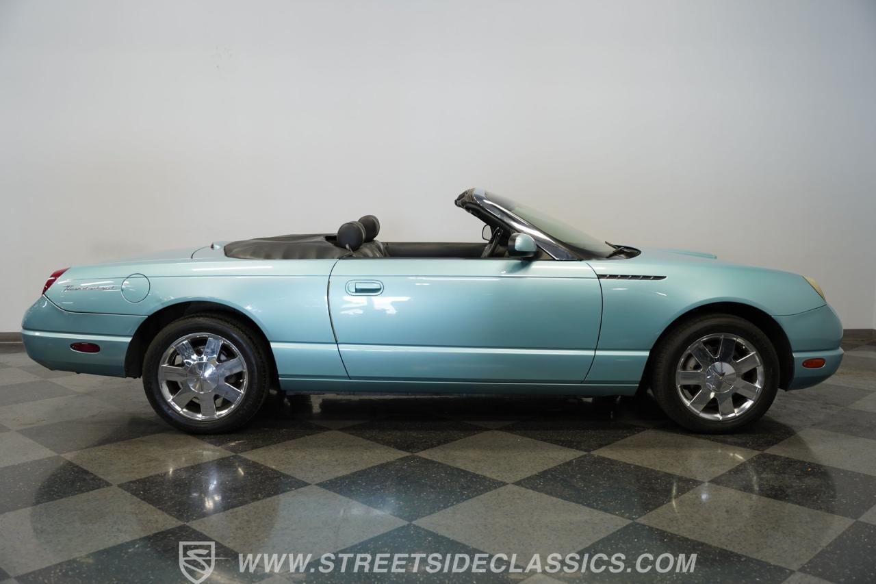2002 Ford Thunderbird