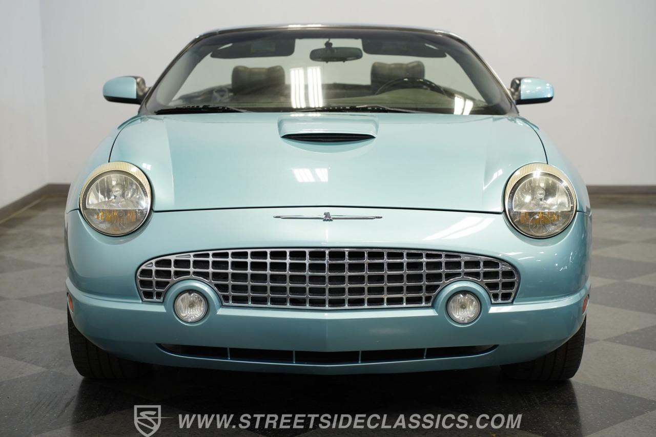 2002 Ford Thunderbird