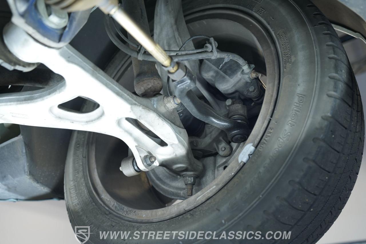 2002 Ford Thunderbird