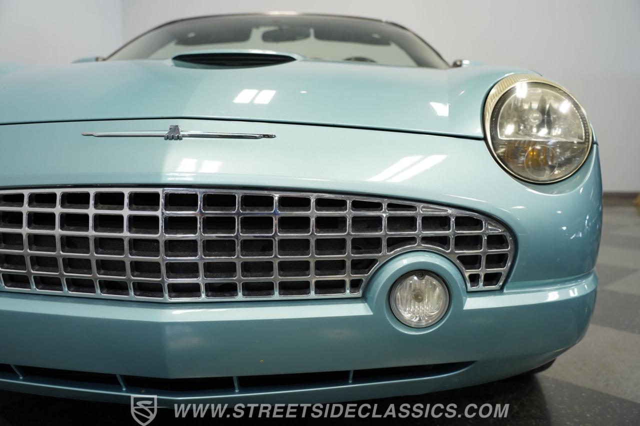 2002 Ford Thunderbird