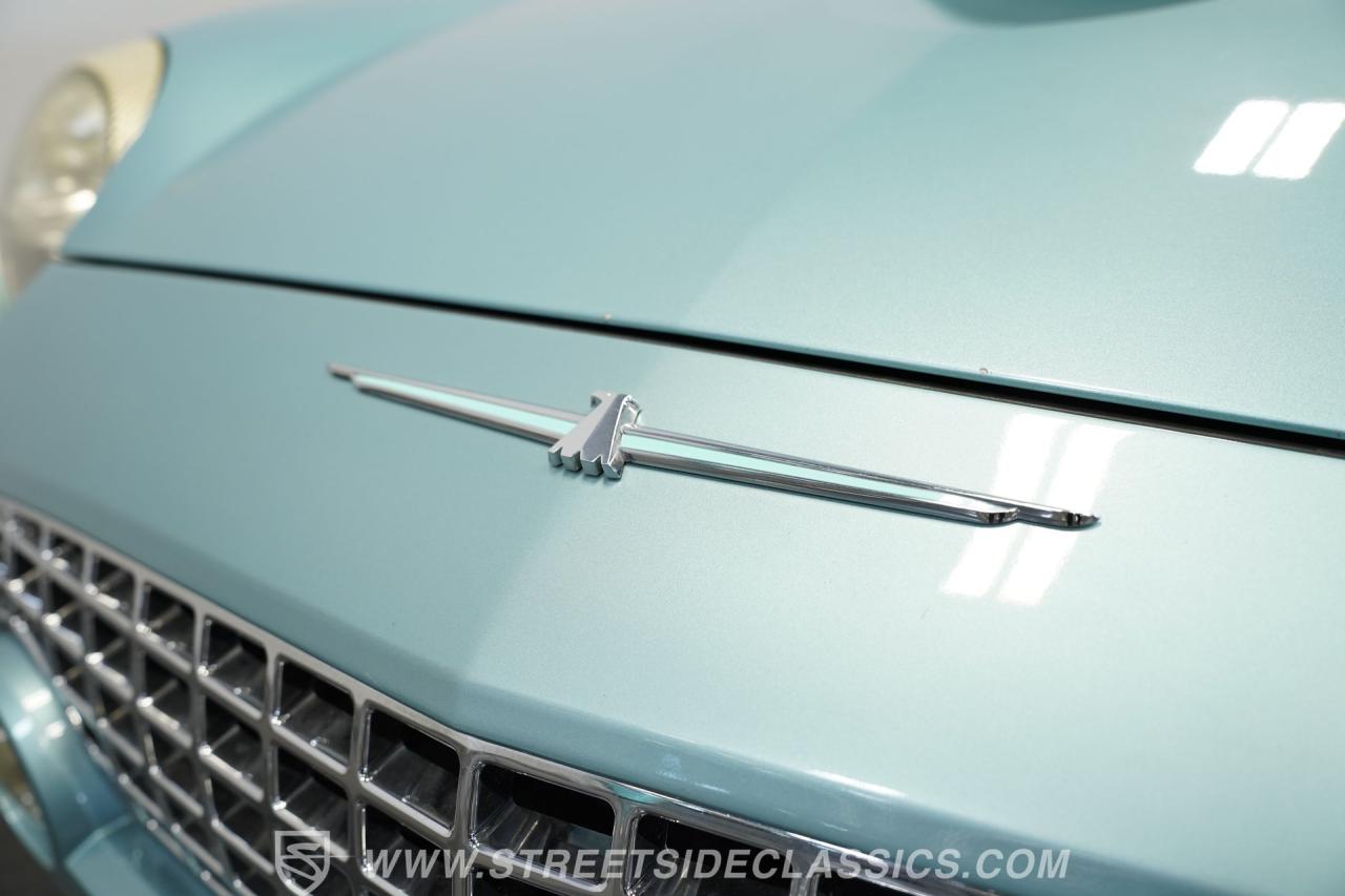 2002 Ford Thunderbird