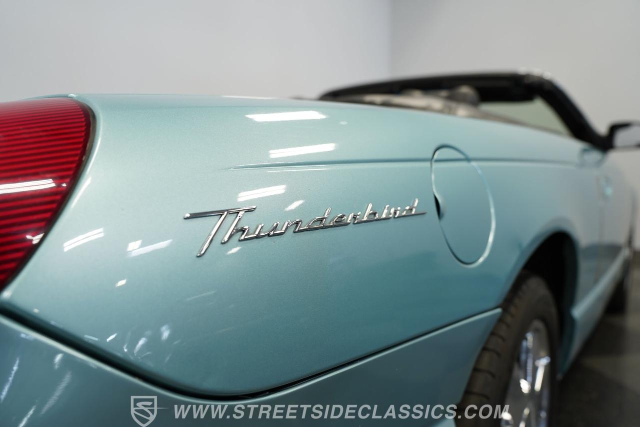 2002 Ford Thunderbird