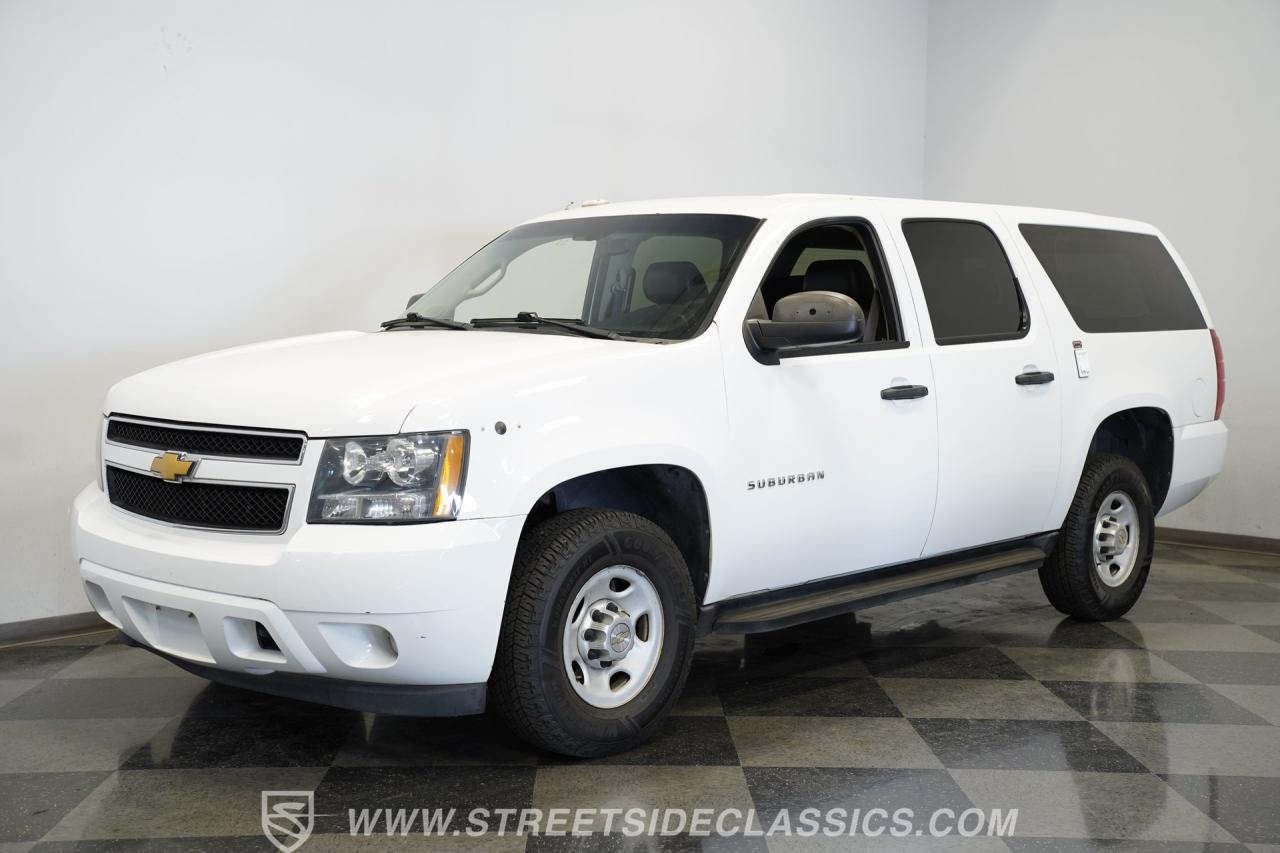 2013 Chevrolet Suburban 2500 4X4