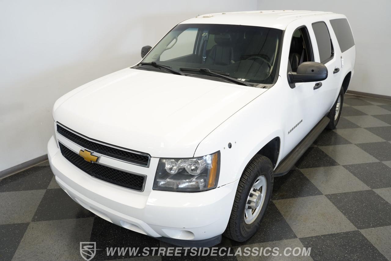 2013 Chevrolet Suburban 2500 4X4