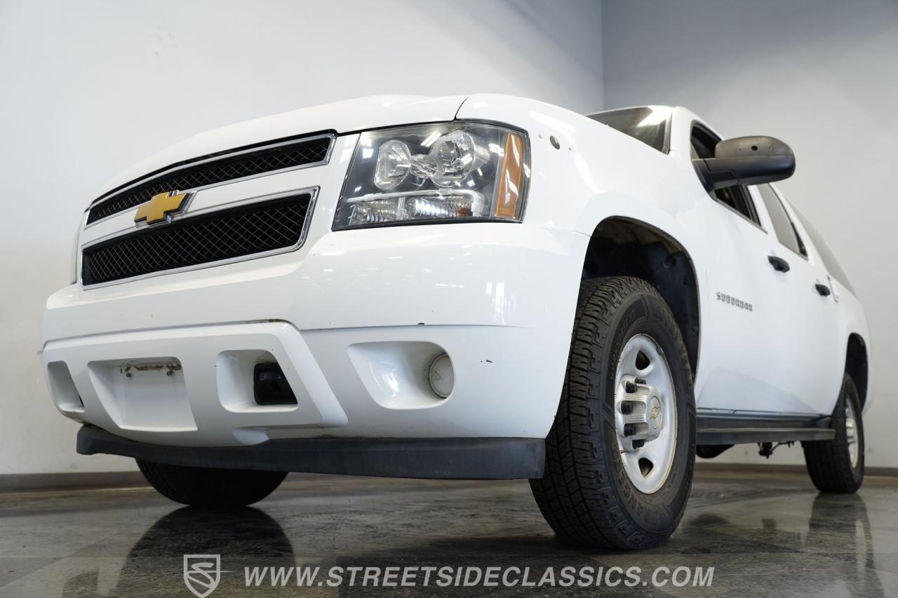 2013 Chevrolet Suburban 2500 4X4