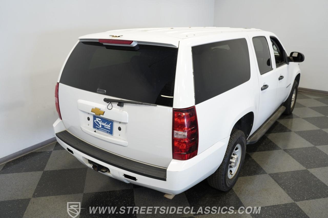 2013 Chevrolet Suburban 2500 4X4