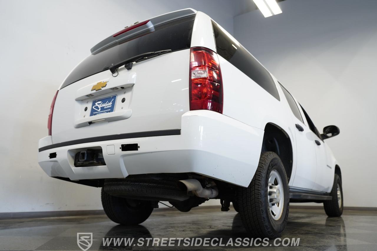 2013 Chevrolet Suburban 2500 4X4