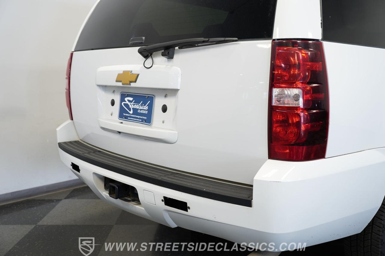 2013 Chevrolet Suburban 2500 4X4