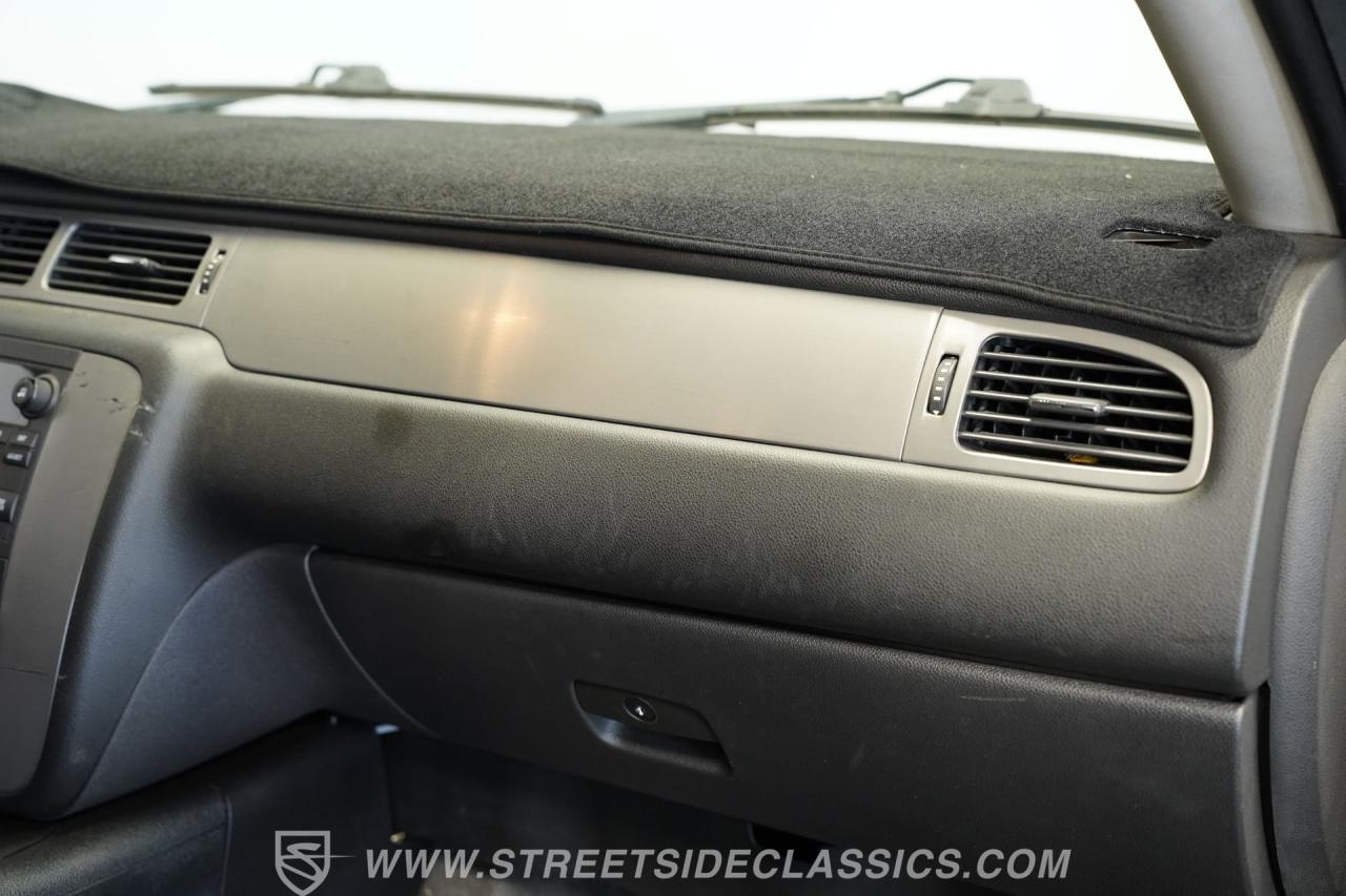 2013 Chevrolet Suburban 2500 4X4