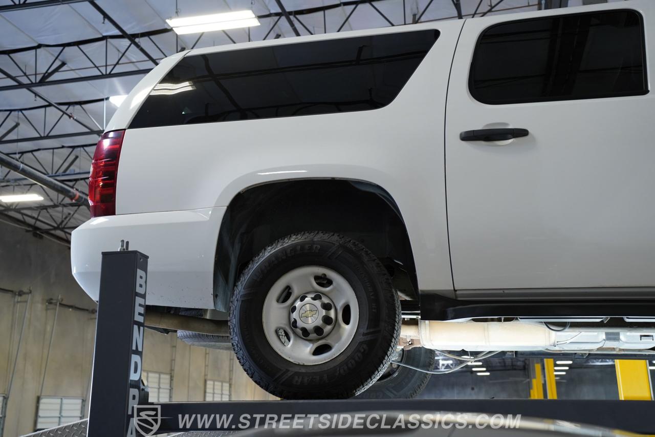 2013 Chevrolet Suburban 2500 4X4