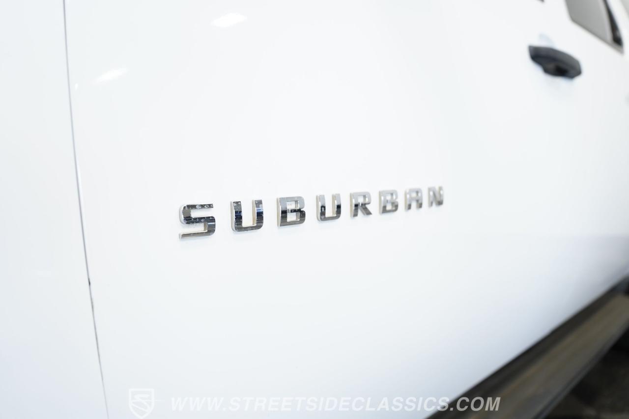 2013 Chevrolet Suburban 2500 4X4