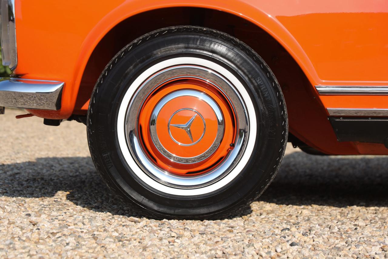 1964 Mercedes - Benz 230 SL Pagode &ldquo;Ex-factory in DB574 - Orange&rdquo;