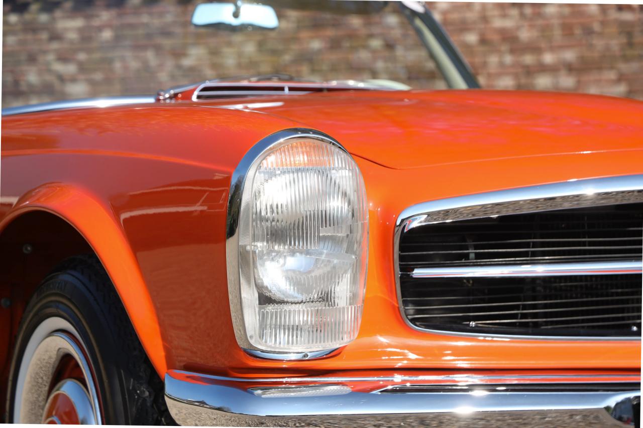 1964 Mercedes - Benz 230 SL Pagode &ldquo;Ex-factory in DB574 - Orange&rdquo;