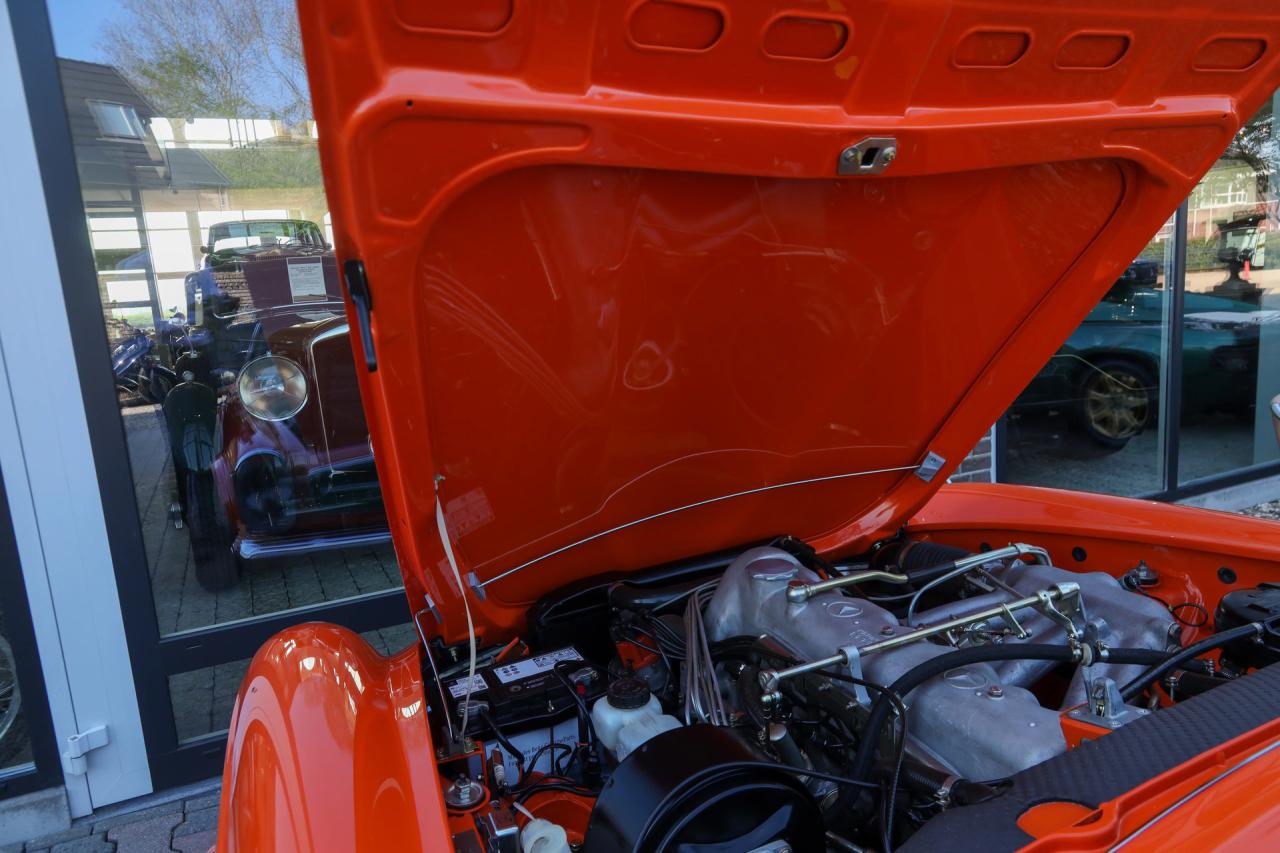 1964 Mercedes - Benz 230 SL Pagode &ldquo;Ex-factory in DB574 - Orange&rdquo;