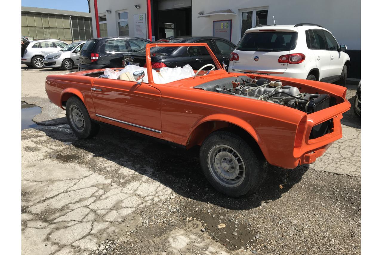 1964 Mercedes - Benz 230 SL Pagode &ldquo;Ex-factory in DB574 - Orange&rdquo;