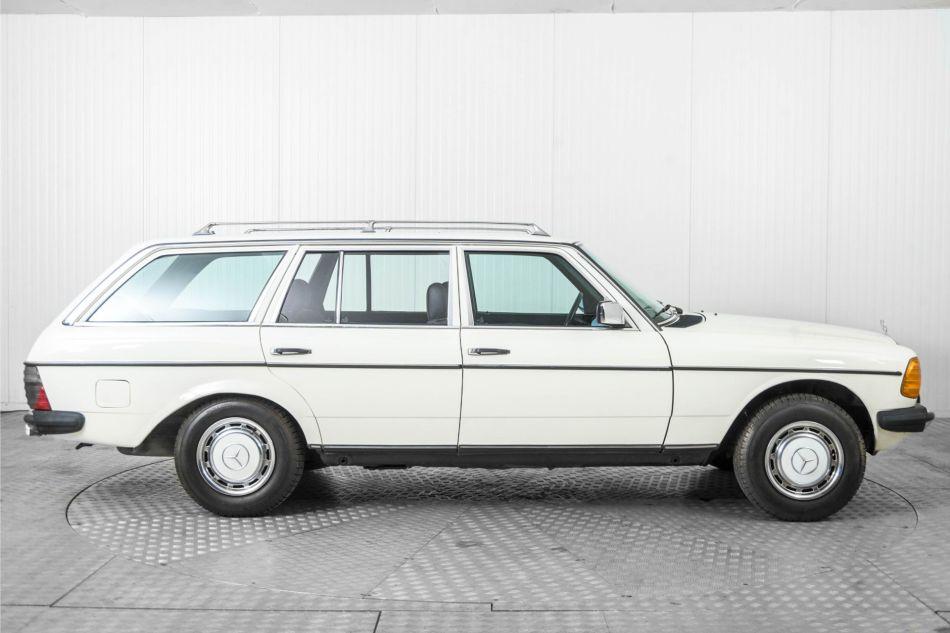 1984 Mercedes - Benz 230TE