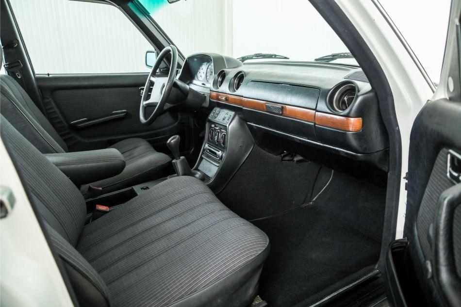 1984 Mercedes - Benz 230TE