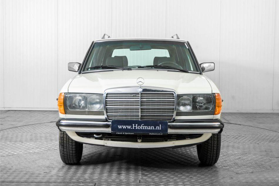 1984 Mercedes - Benz 230TE
