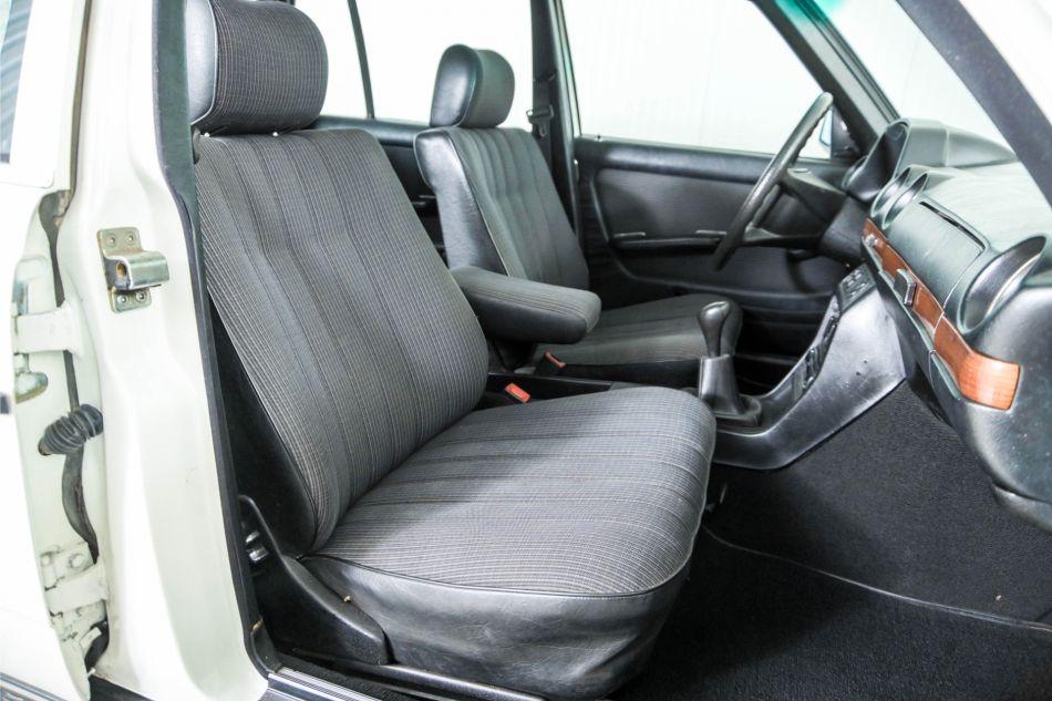 1984 Mercedes - Benz 230TE