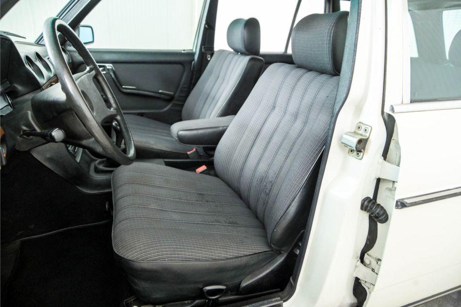 1984 Mercedes - Benz 230TE