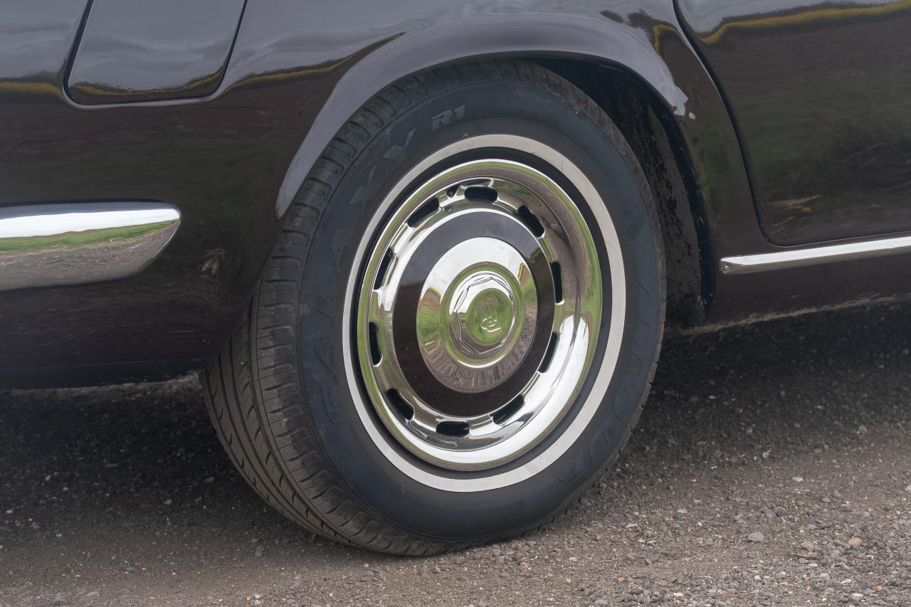 1972 Rolls - Royce Silver Shadow I