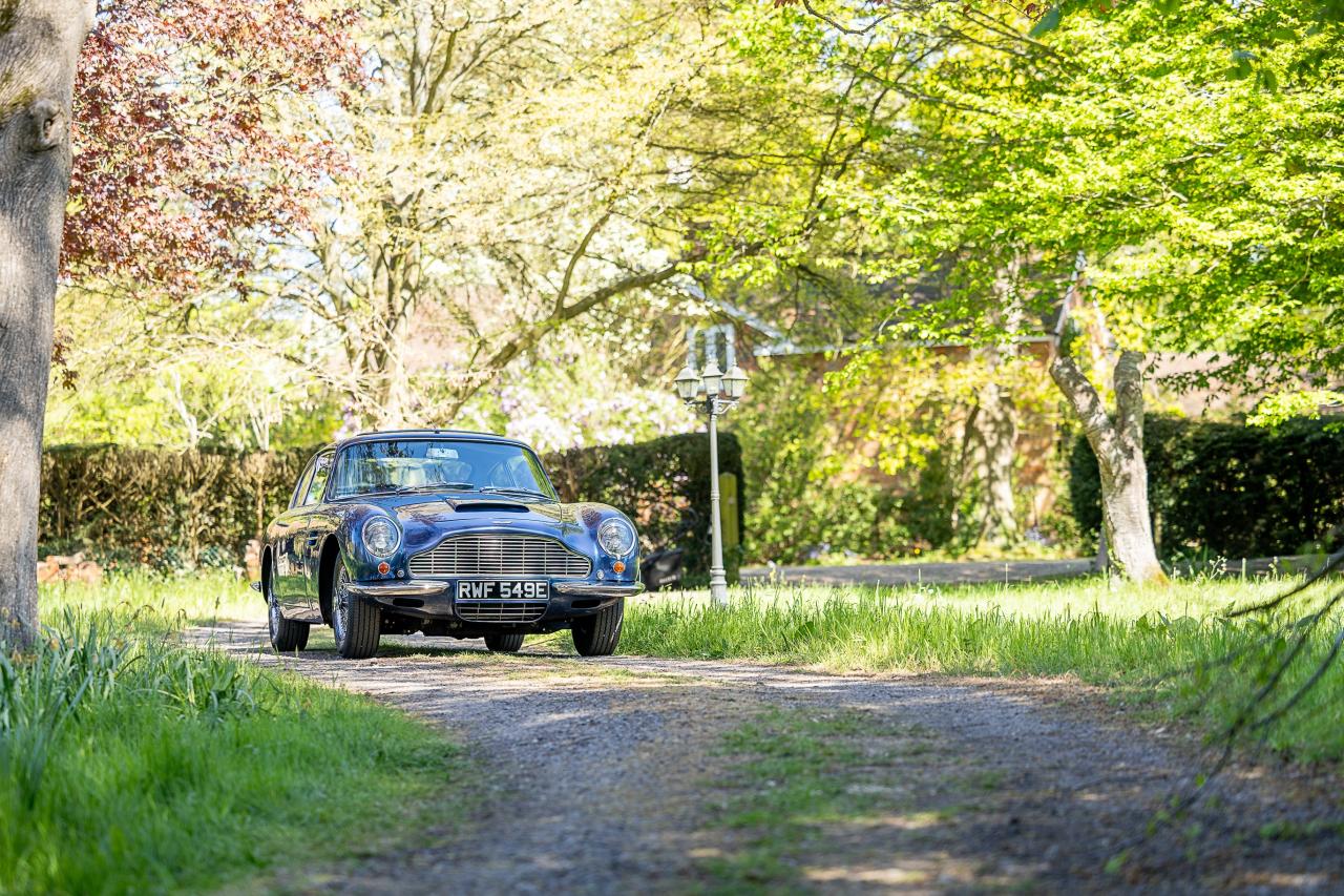 1967 Aston Martin DB6