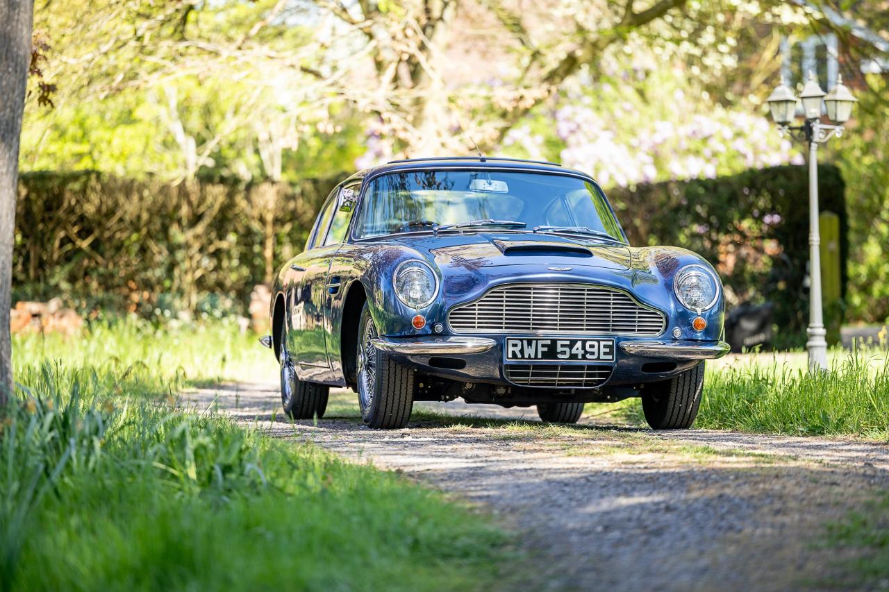 1967 Aston Martin DB6