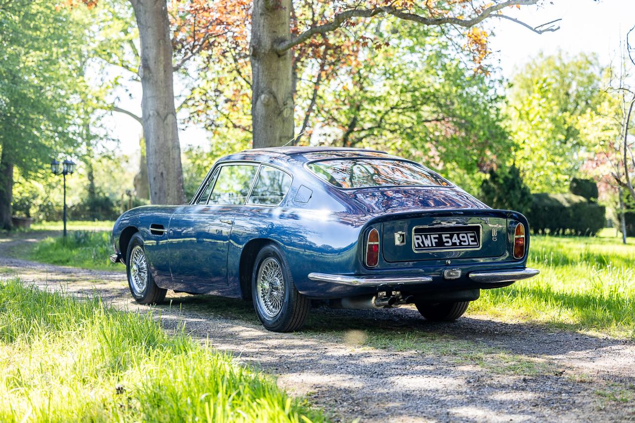 1967 Aston Martin DB6
