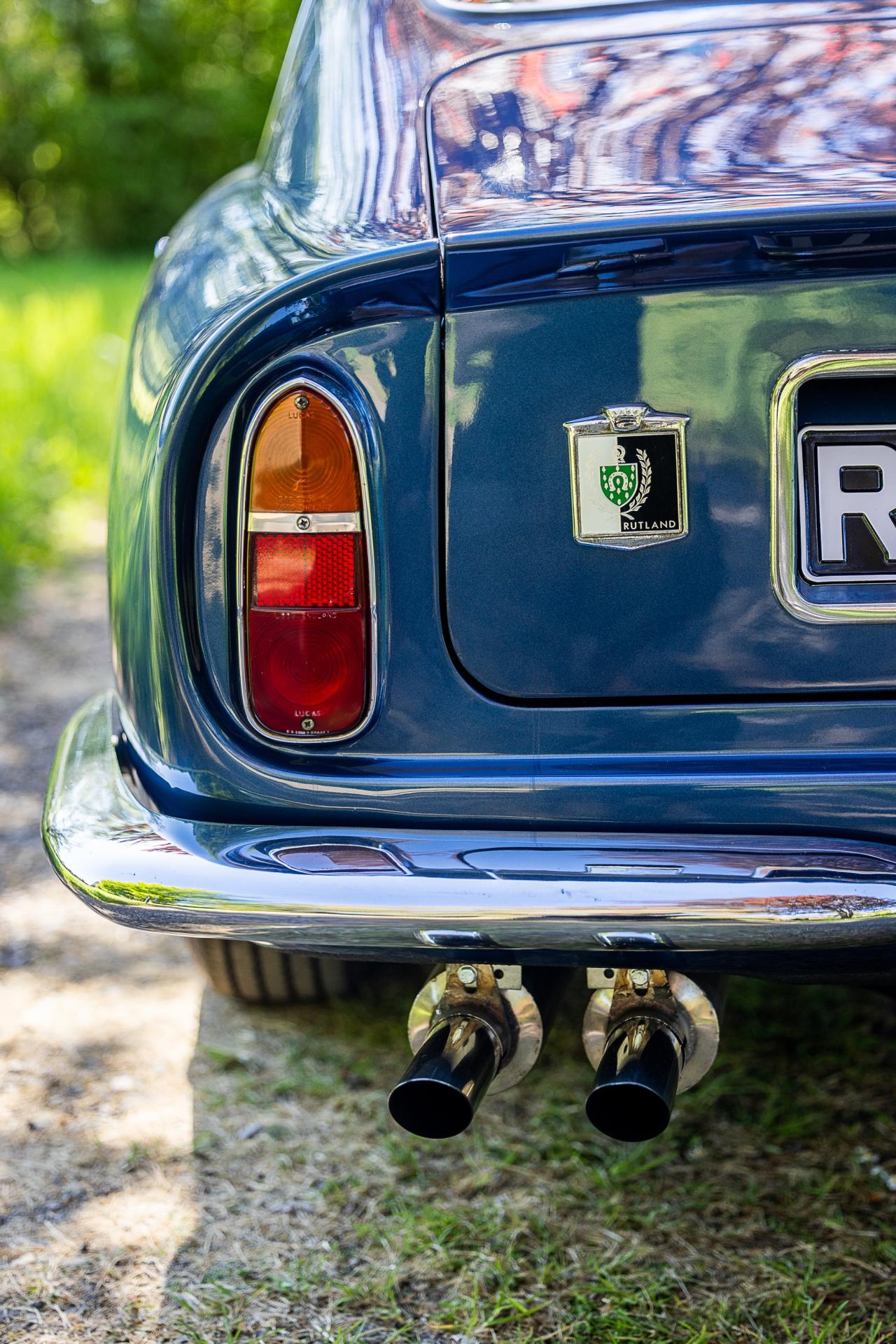 1967 Aston Martin DB6