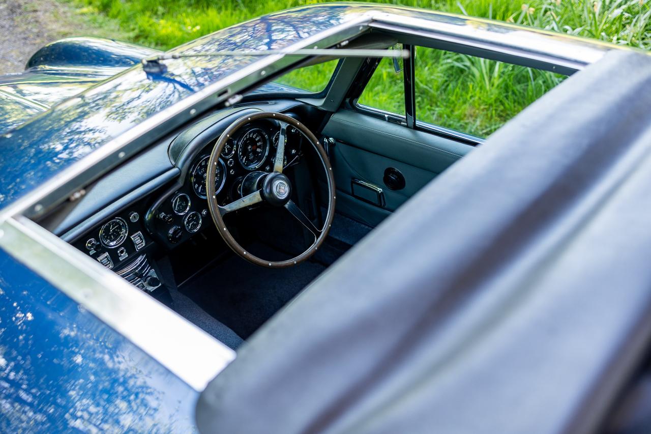 1967 Aston Martin DB6