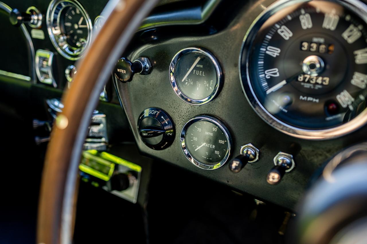 1967 Aston Martin DB6