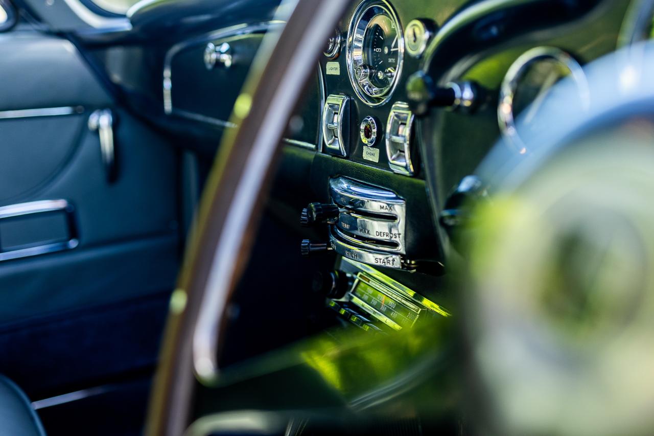 1967 Aston Martin DB6