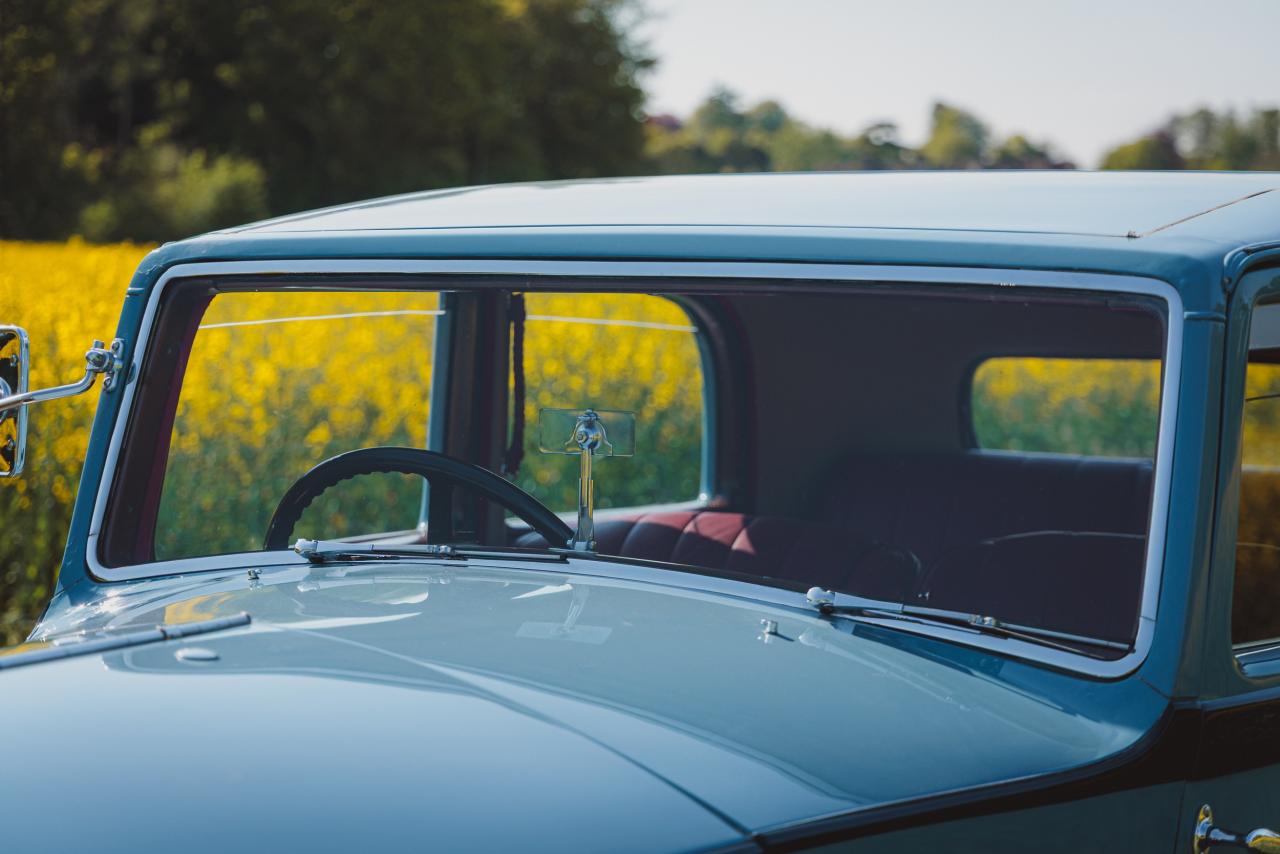 1933 Rolls - Royce 20/25 Touring Saloon by Park Ward