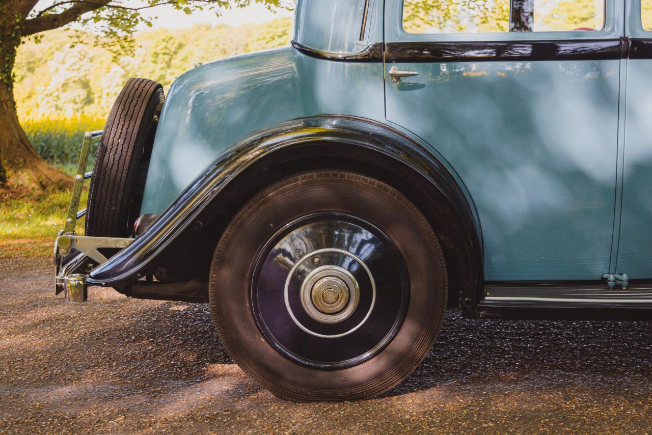 1933 Rolls - Royce 20/25 Touring Saloon by Park Ward