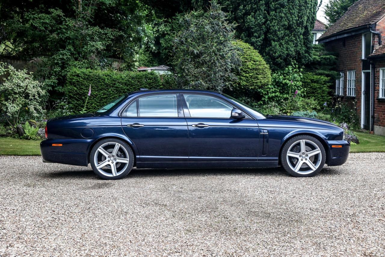2008 Jaguar XJR