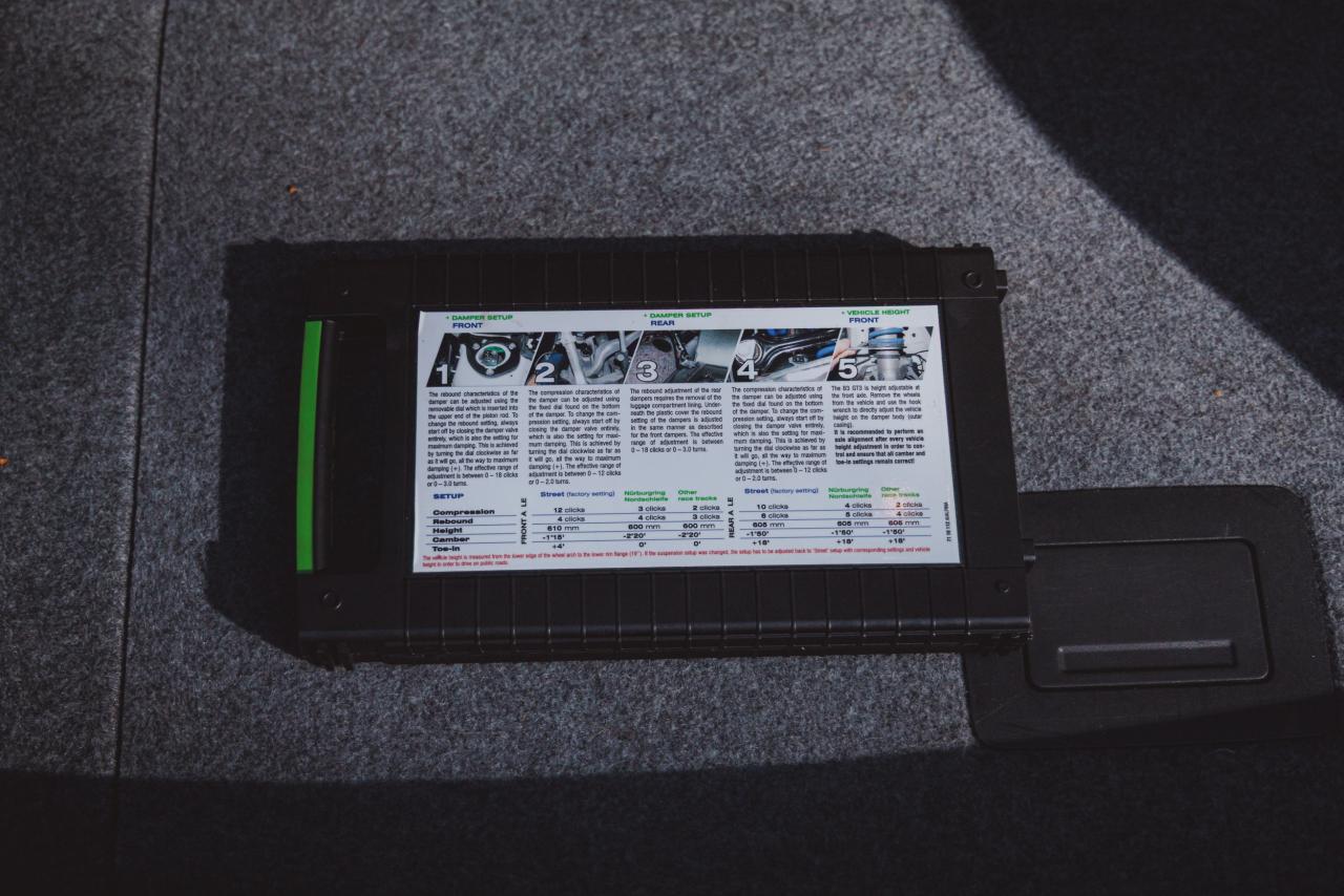 2012 BMW Alpina B3 GT3