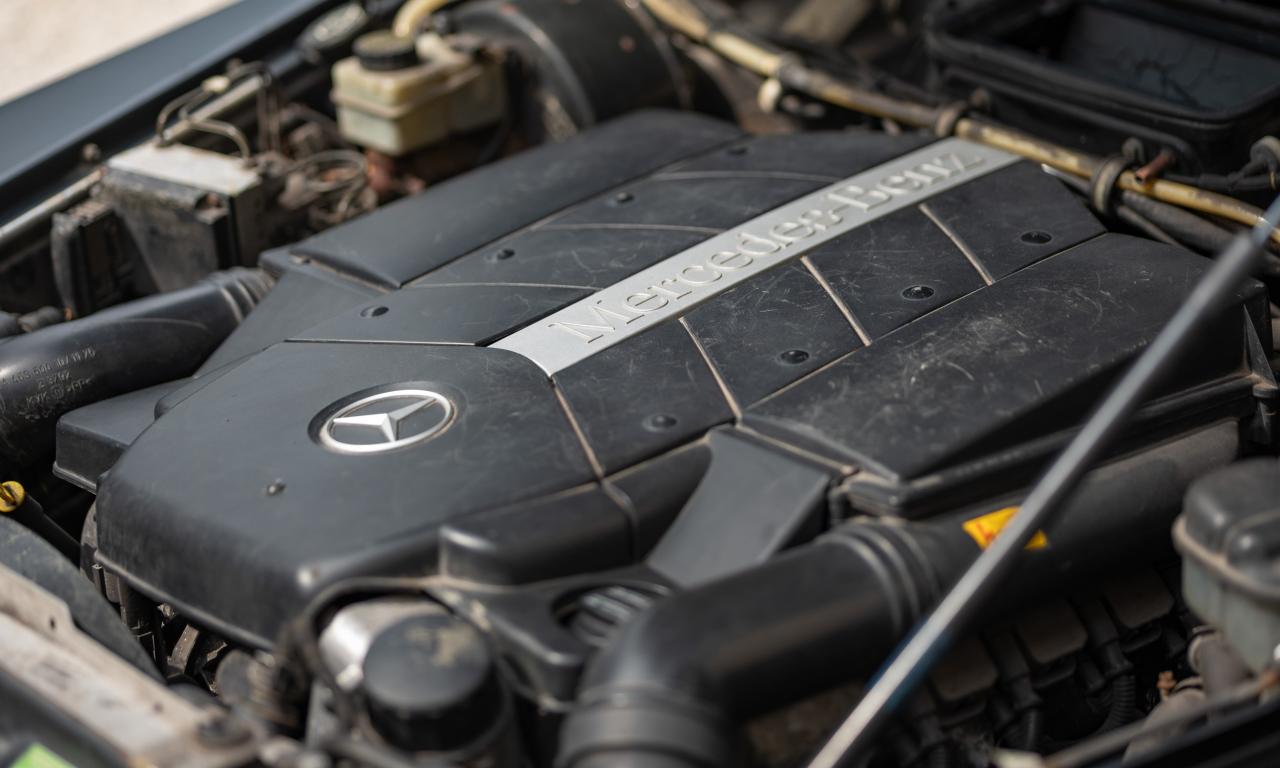 2000 Mercedes - Benz G500
