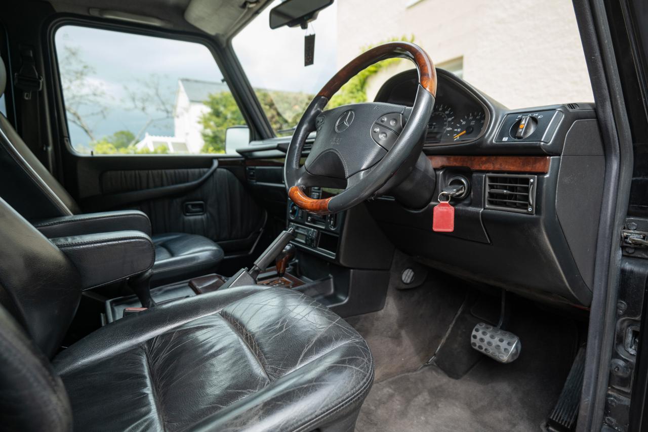 2000 Mercedes - Benz G500