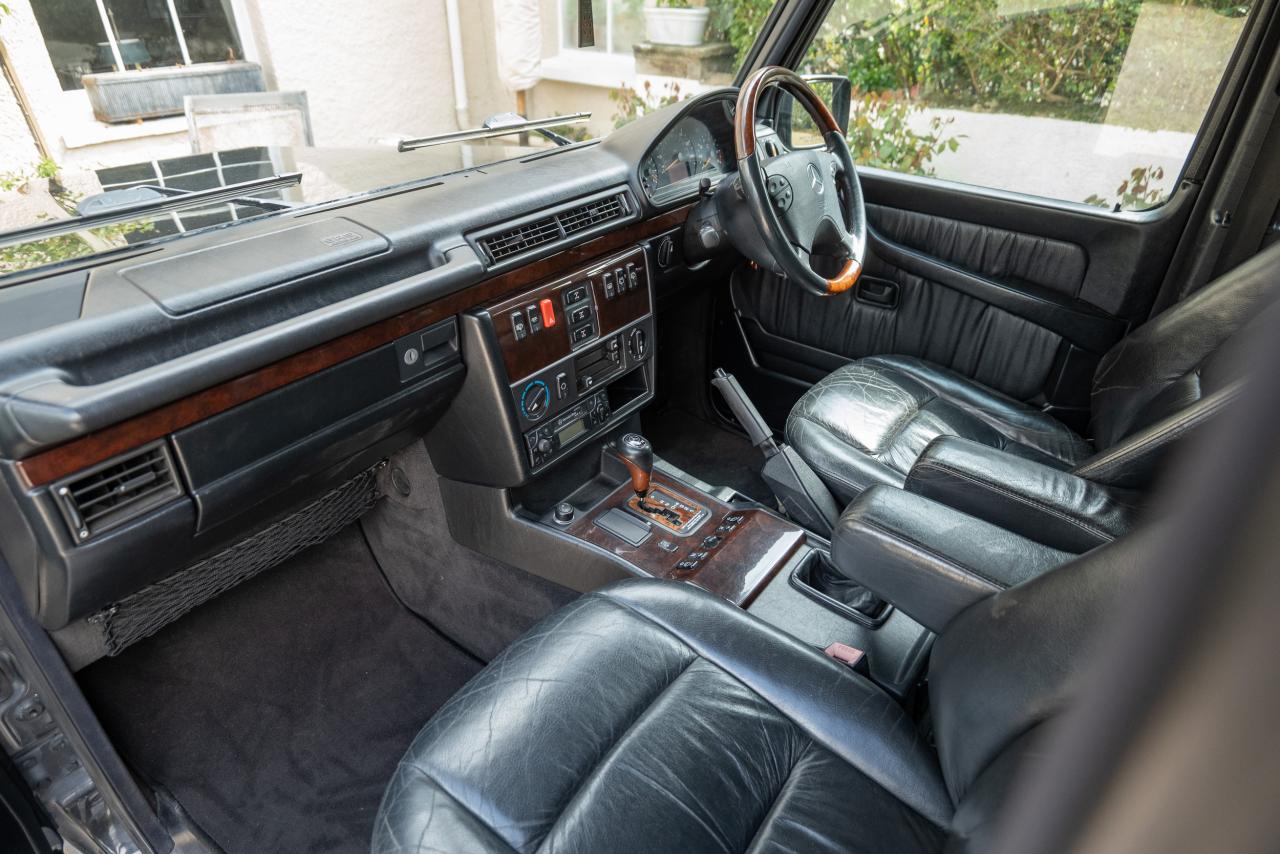 2000 Mercedes - Benz G500