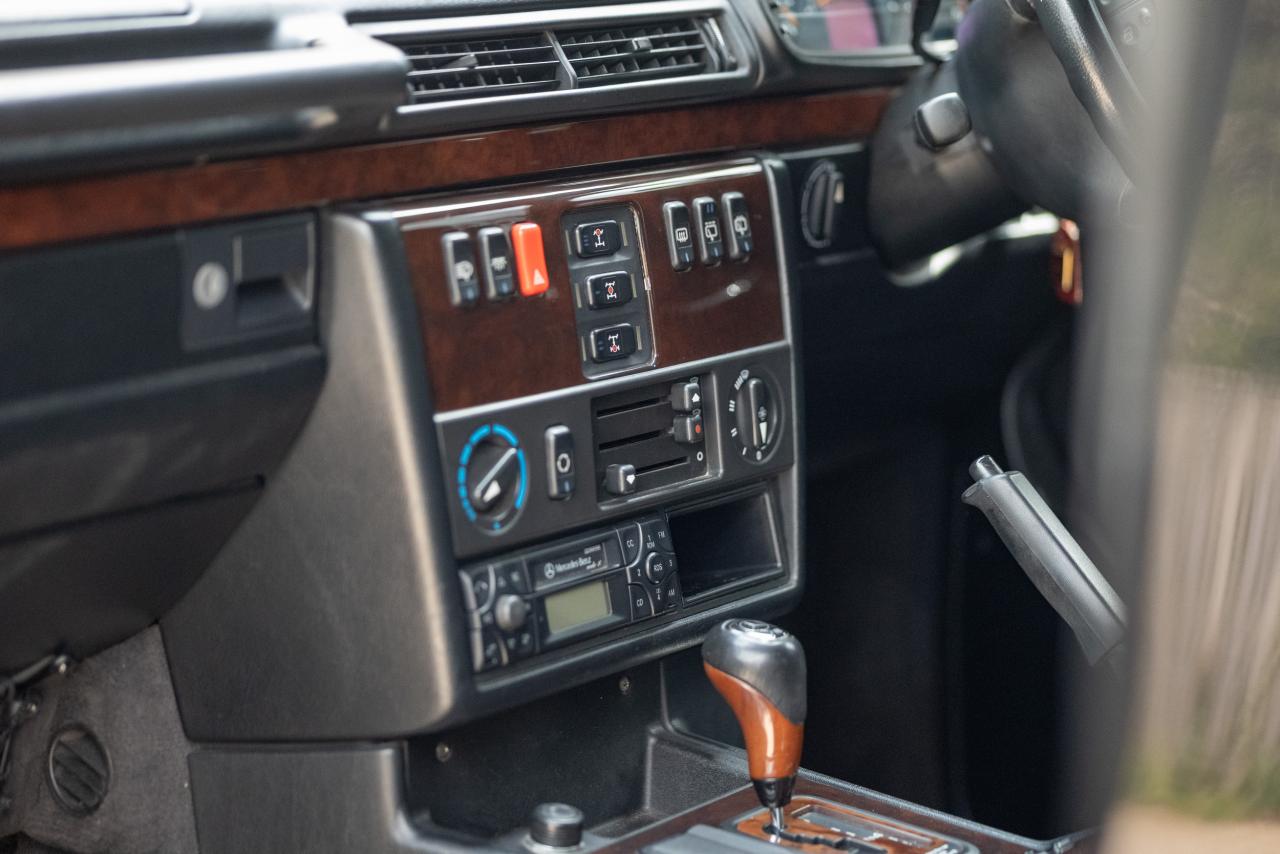 2000 Mercedes - Benz G500